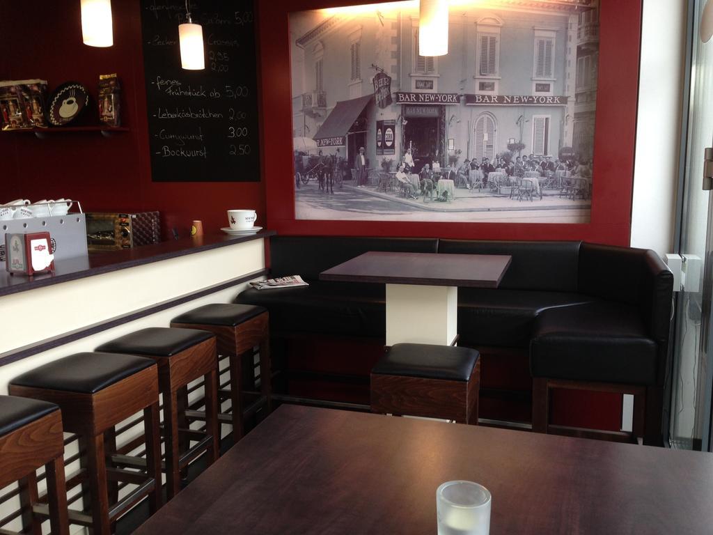 Tankbar'S Hotelchen Херольдсберг Экстерьер фото